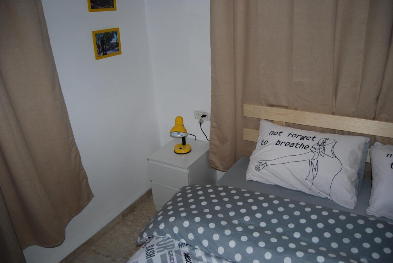 Apartment Comfy - For A Quiet, Family Holiday Without Parties ハイファ エクステリア 写真